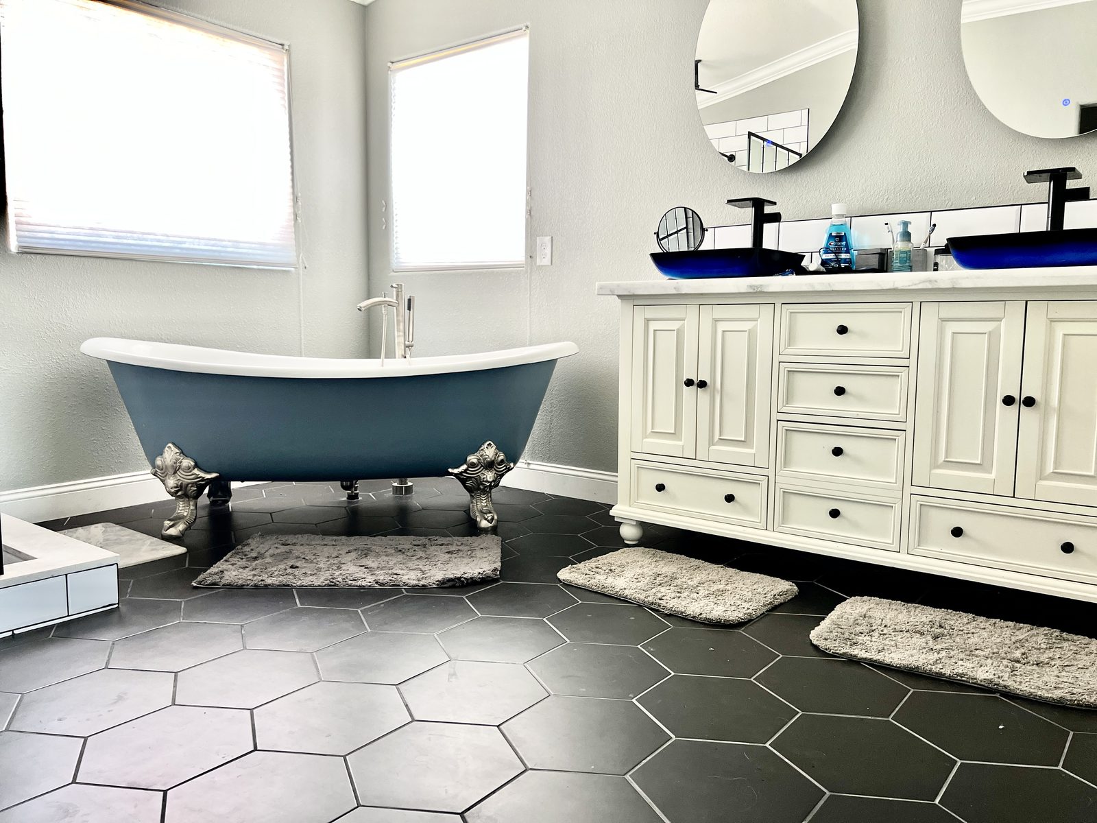 Bathrooms - ET Builders LLC